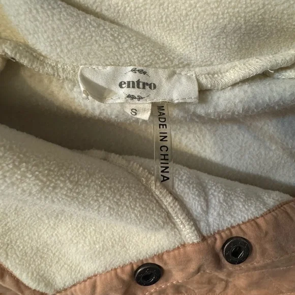 Entro asymmetric waffle / fleece pullover/ size small - Picture 3 of 10